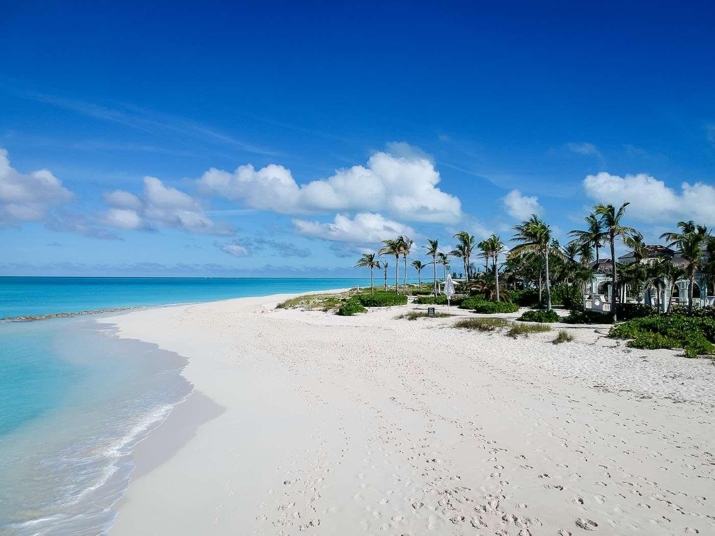 Hotel The Regent Grand Grace Bay Exterior foto