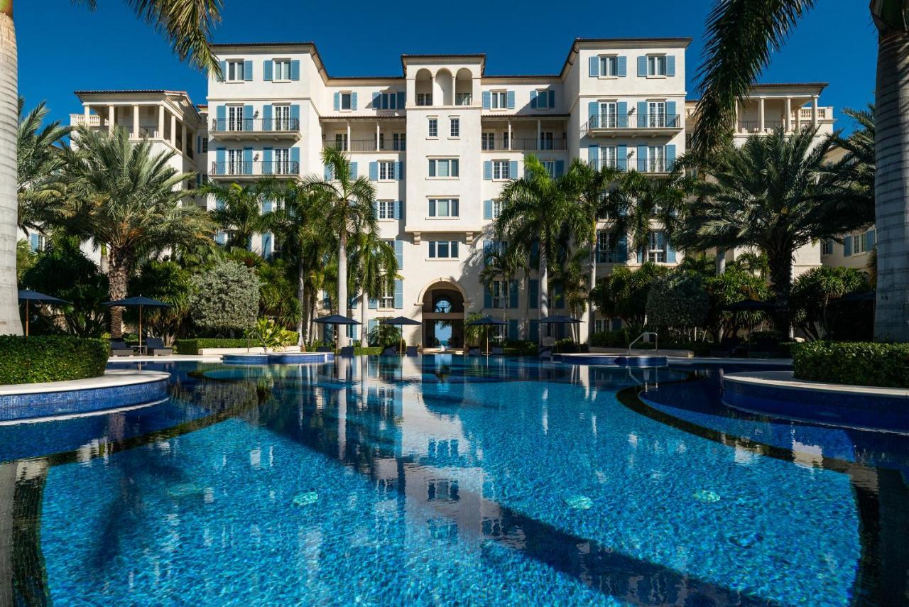 Hotel The Regent Grand Grace Bay Exterior foto